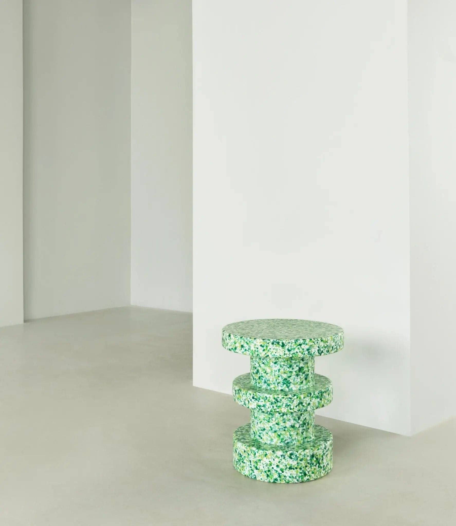 Tabouret Bit Stack vert en polyéthylène recyclé